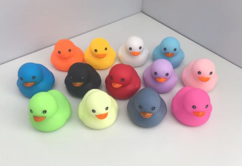 GMM60733fdb84a74c6885ce208a73dd3763 Bath Duck Toy - Image 1